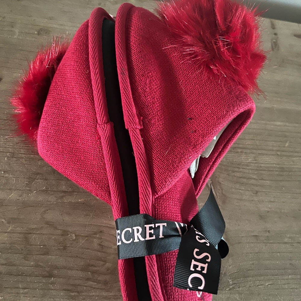 Victoria's‎ Secret woman’s slippers
